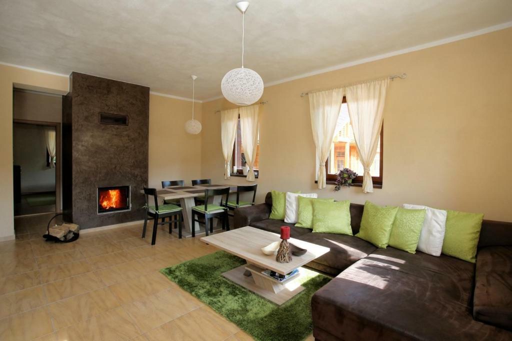 Bystra Apartments Deer And Wolf المظهر الخارجي الصورة
